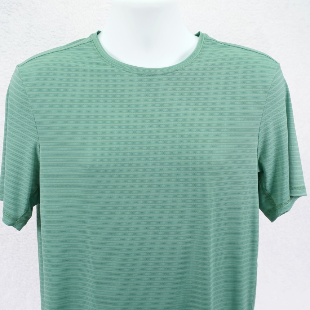 Soybu Small Men's Athleisure Top Green T-Shirt‎ Short Sleeve Nylon Spandex